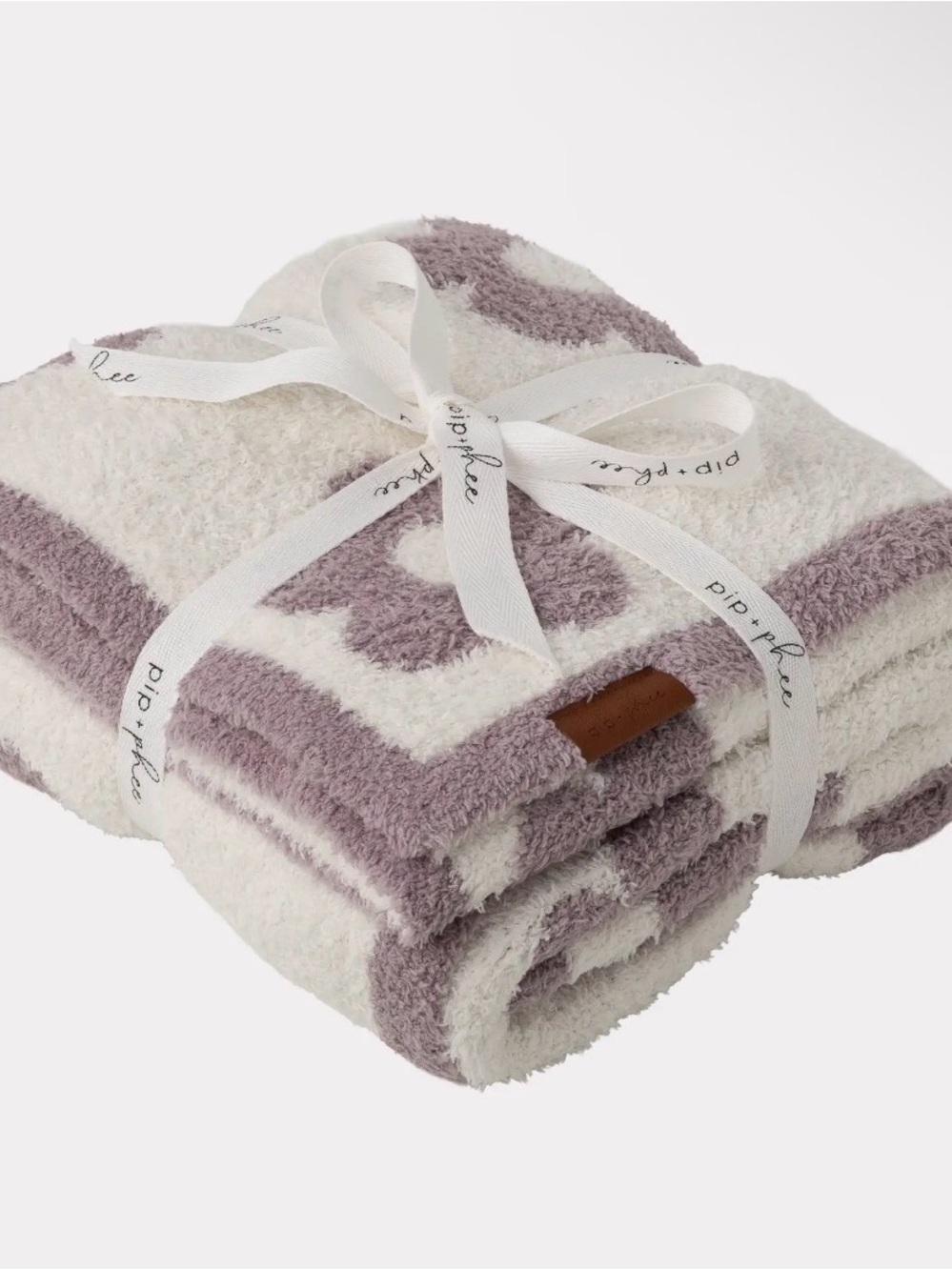 Plush Toddler blanket in daisy print- Pip & Phee